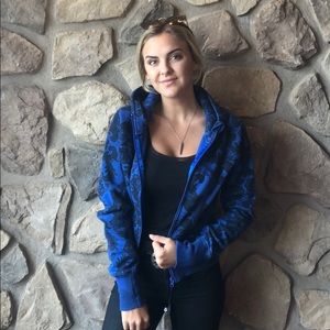 Lulu lemon dark blue winter jacket size8